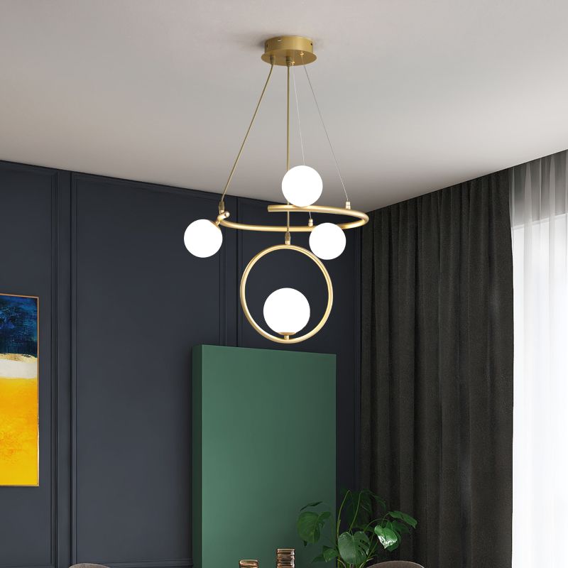 Luce a ciondolo a globo di vetro in lampadario di ferro laccato in stile creativo moderno per sala da pranzo