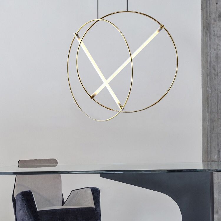 Louleur en forme de boucle de simplicité Éclairage de pendentif en forme de salle à manger en acrylique LED Down Light en or