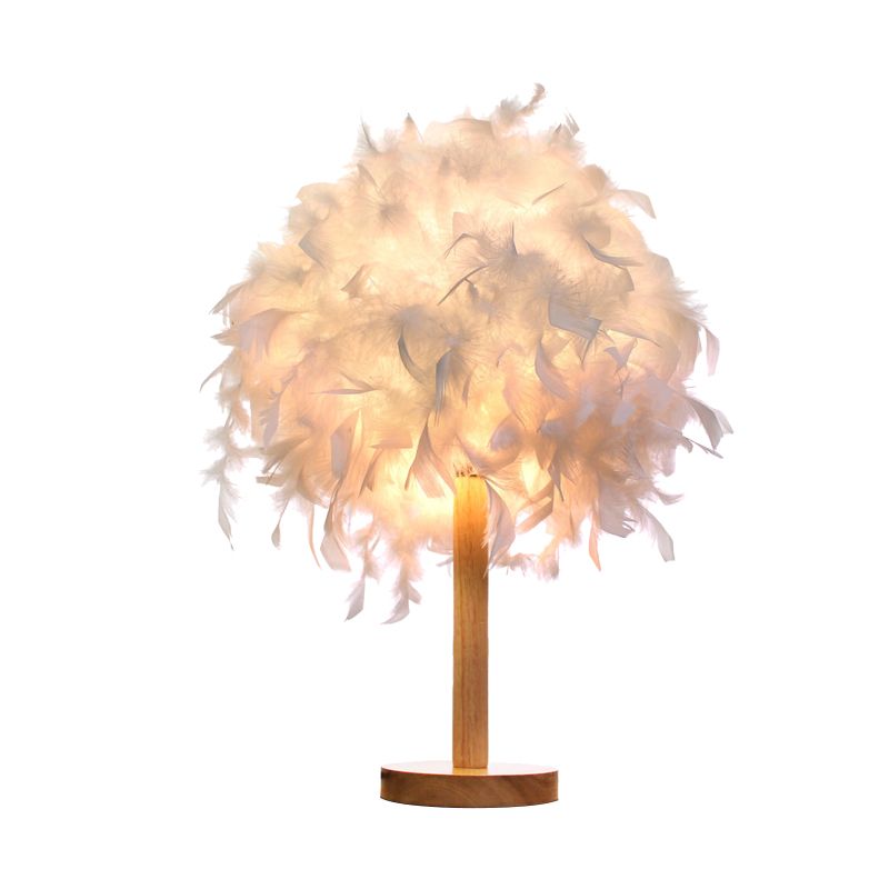 Mesa nocturna de plumas blancas Lámpara modernista 1 lámpara de escritorio de tela ligera con base de madera redonda