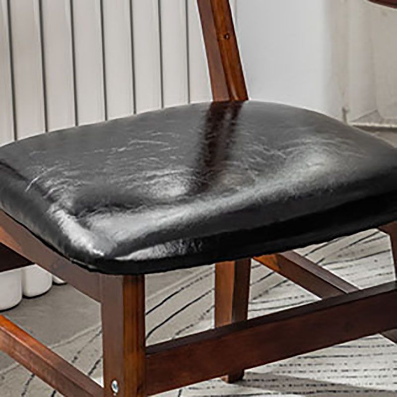 Silla lateral casera tapizada escandinava Silla de comedor natural con respaldo abierto