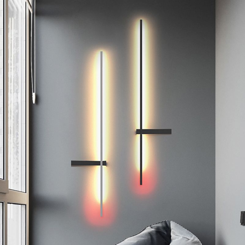 Aluminum Straight Wall Light Nordic Style LED Wall Sconce for Living Room