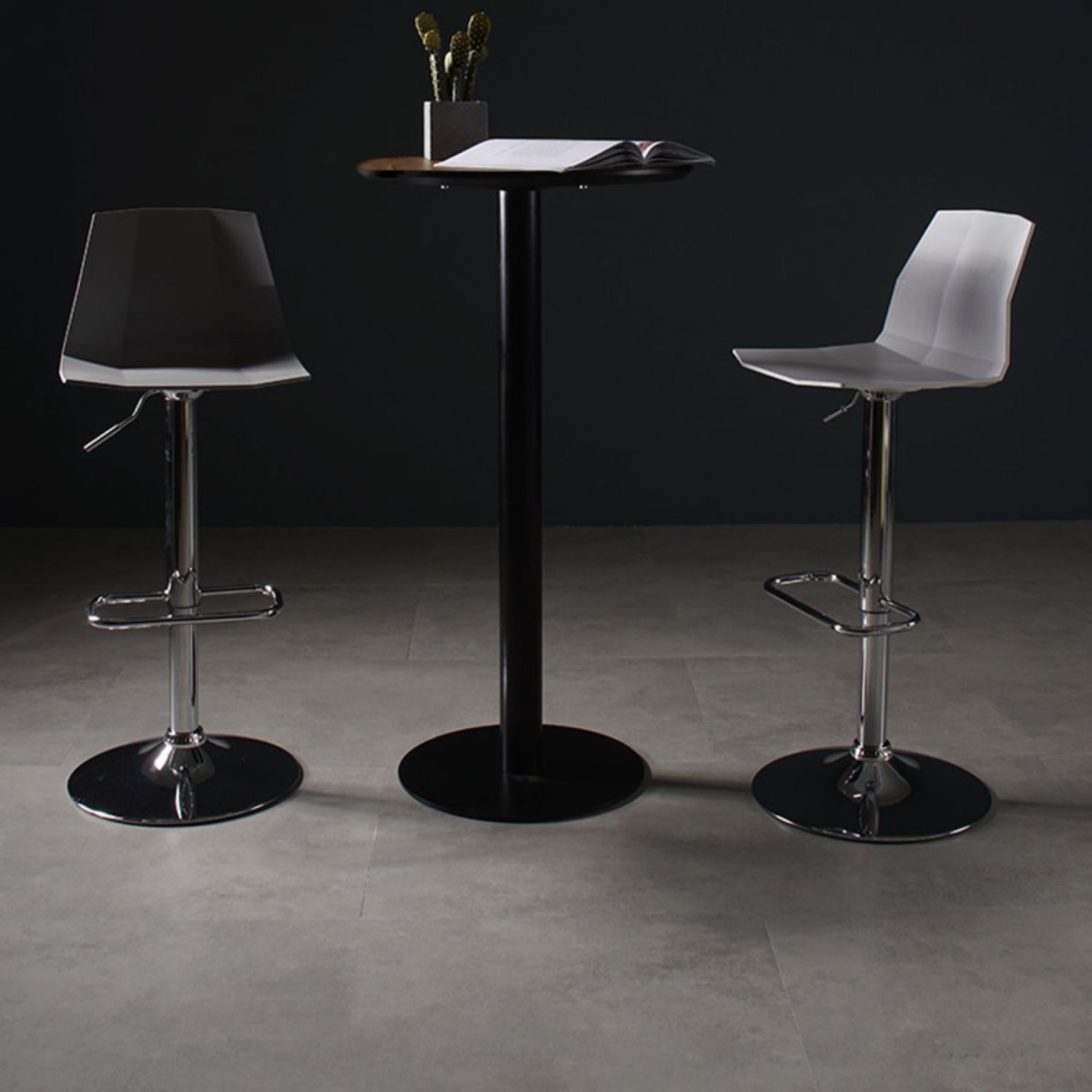 Modern Plastic Counter & Bar Stool Indoor Adjustable Height Footrest Stool