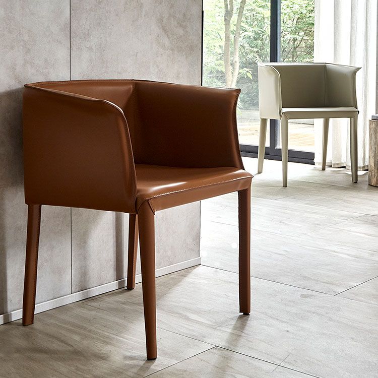Silla de comedor moderna de cuero para restaurante Silla de comedor con respaldo sólido