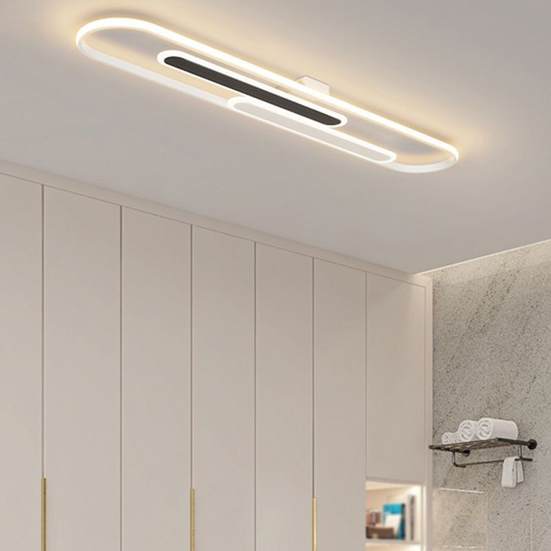 Modern Style Linear Shade Ceiling Light Metal 3 Headed Ceiling Light for Restaurant