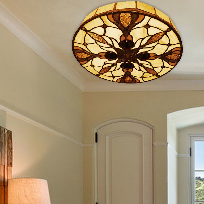 Zirkular flushmount light vintage gefärbt Glas 2 Lichter Deckenleuchte mit Pfauenschwanz Muster in Beige