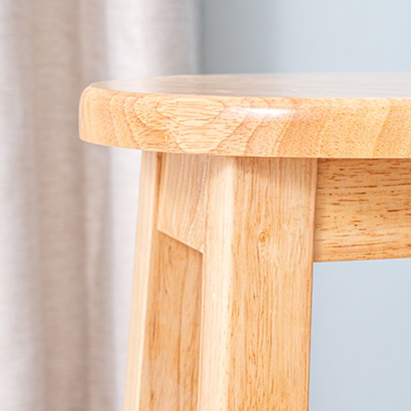 Taburete contemporáneo de barra de goma taburete de bar de interior con asiento de madera y reposapiés