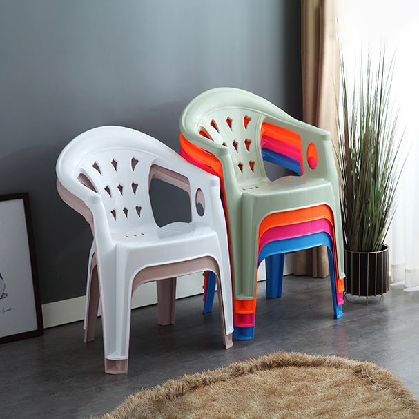 Silla de comedor de plástico de estilo moderno, sillón de comedor apilable con respaldo de listones para el hogar