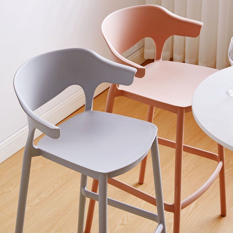 Scandinavian Stackable Milk Tea Shop Stool Matte Finish Plastic Barstool