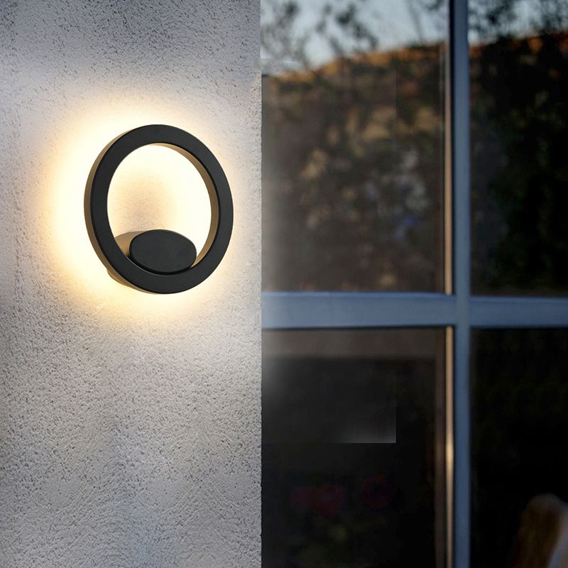 Geometrische Form Metallwandbeleuchtung moderner Stil Einleichter Wandhalterung in Schwarz