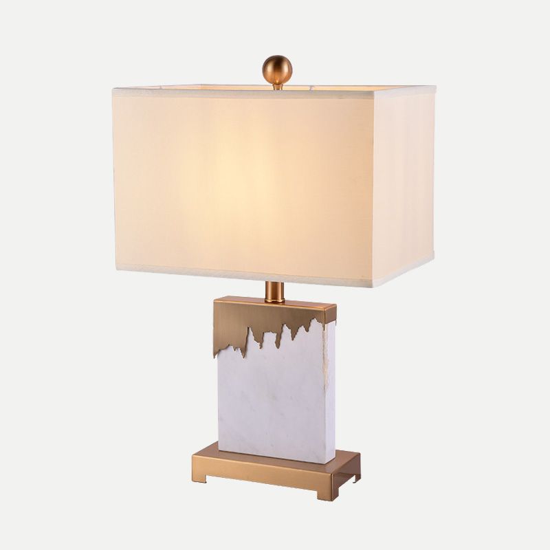 Zeitgenössischer 1 Glühbirnentisch helles goldenes Rechteck kleine Schreibtischlampe mit Stoffton