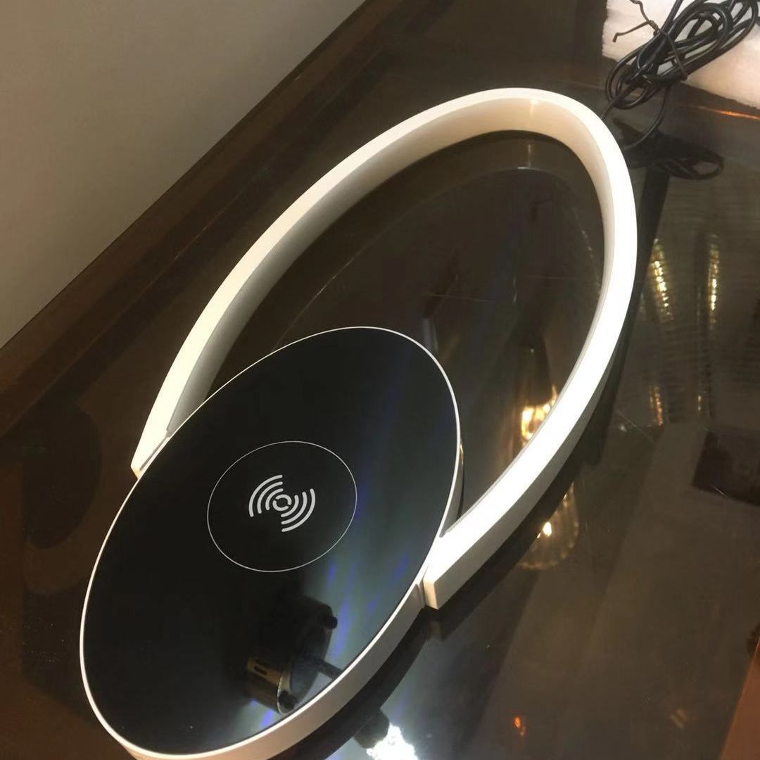 Chargeur sans fil en forme d'oeuf lampe à LEM nordique Métal Métal Lumière de nuit en blanc