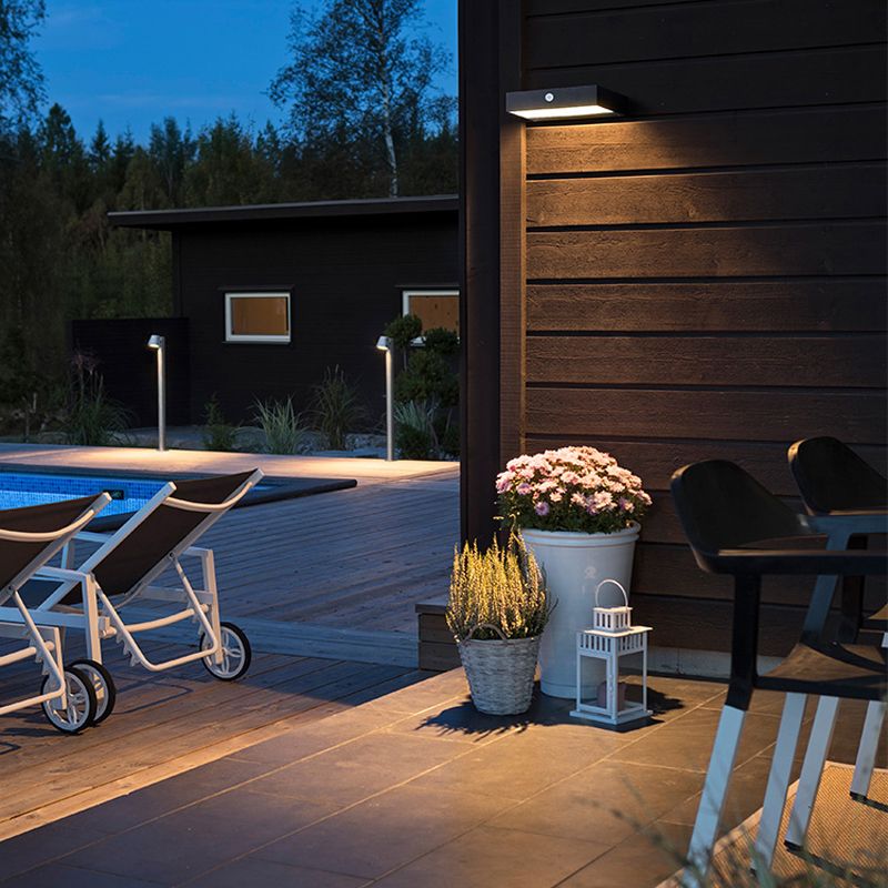 Modern LED Aluminum Wall Light in Matte Black Finish Wall Sconce