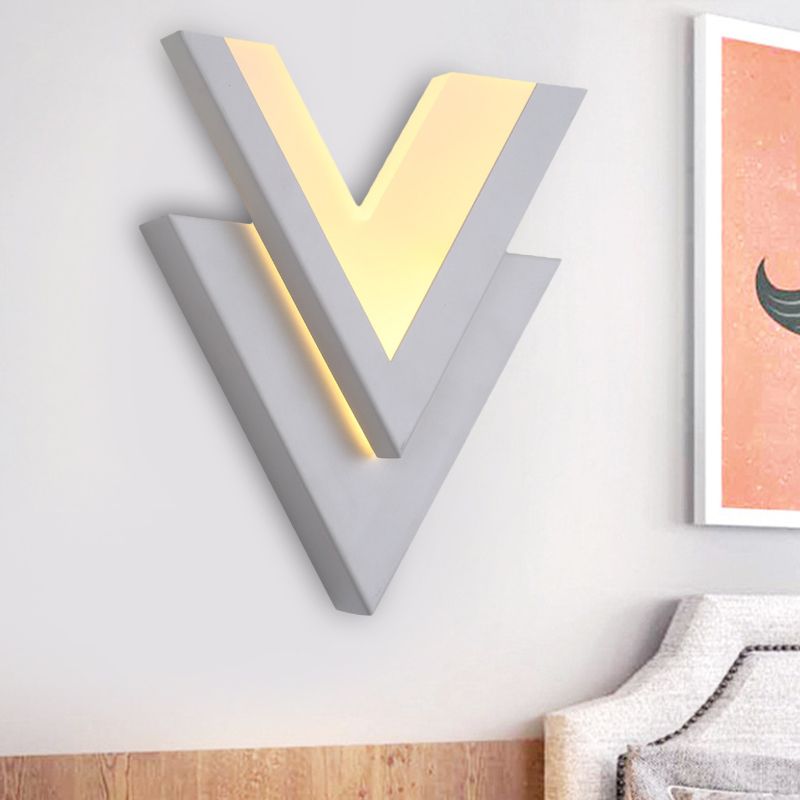 Diseño de cuello en V blanco Monte de lavado acrílico Nórdico ACRYLIC LED Luz de pared Luz Splique en luz cálida/blanca