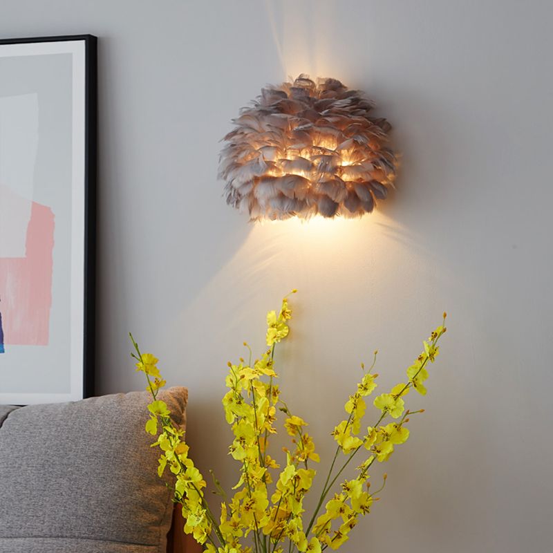 Nordic Romantic Style Feathered Wall Sconce Metal 1 Light Sconces
