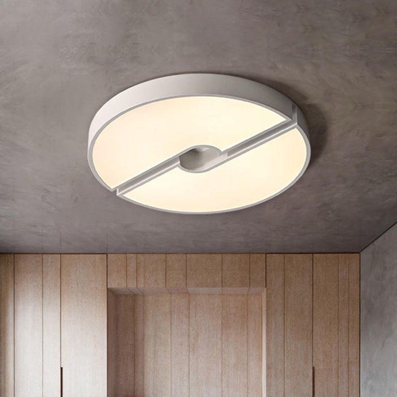 White Severed Round Flushmount Modernism LED Acrylic Ceiling Mounted Fixture in White/Warm Light, 16"/19.5"/23.5" Wide