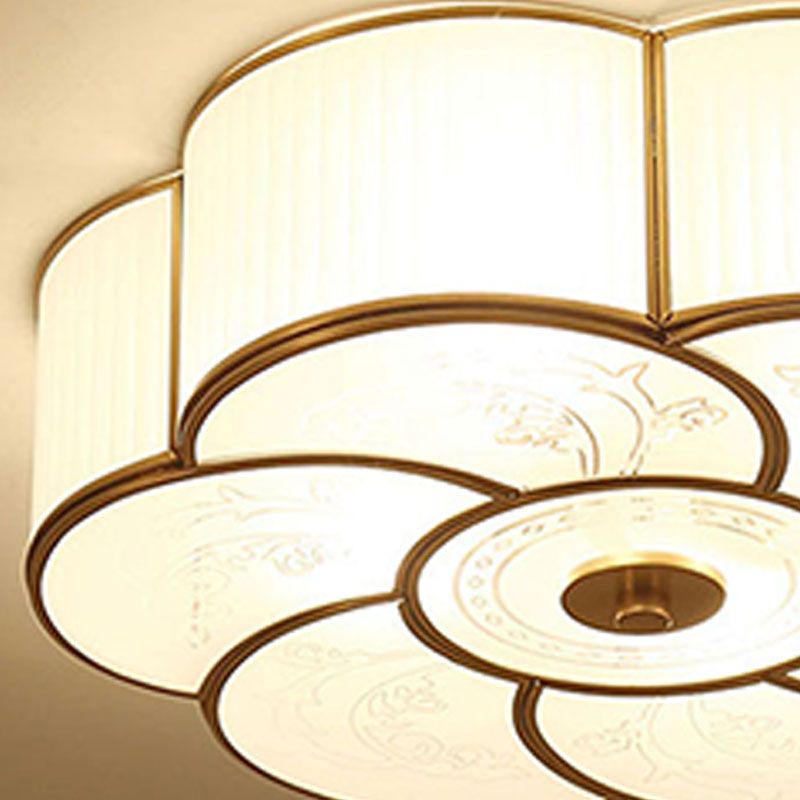 Plafonnier en verre blanc de style rétro colonial en cuivre pour chambre à coucher