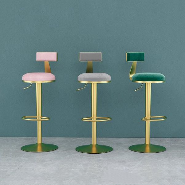 Contemporary Metal Bar and Counter Stool Low Back Stool with Pedestal Base in Gold