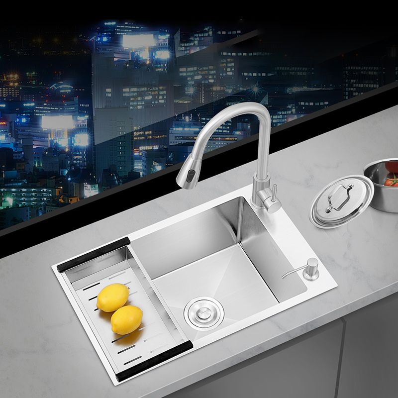 Modern Style Kitchen Sink Stainless Steel Soundproof Kitchen Sink with Basket Strainer