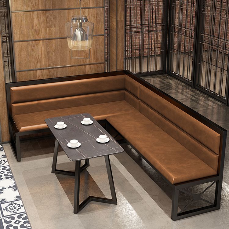 Mesa de mesa de estilo industrial con marco negro para comedor