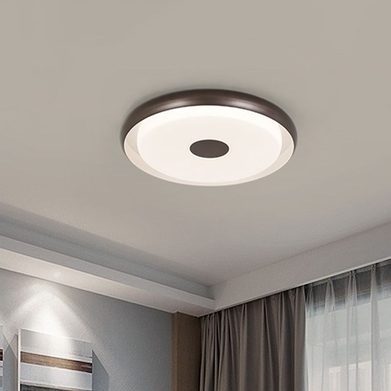 18"/21" Wide Modern Halo Flush Mount Light Iron LED Bedroom Flushmount Lighting in Coffee