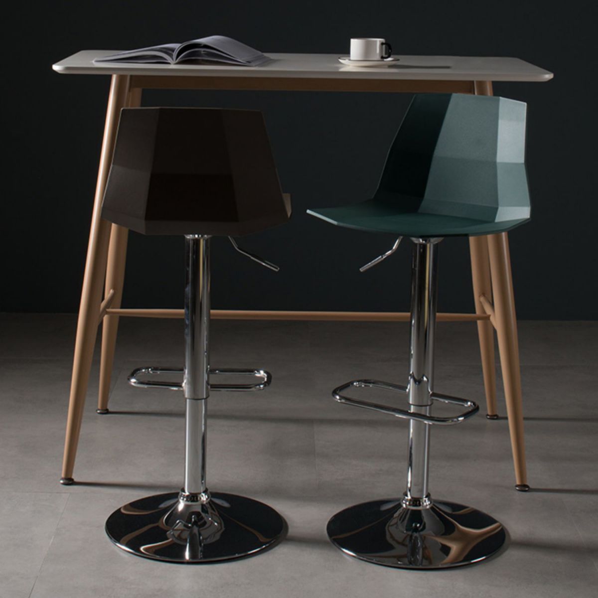 Modern Plastic Counter & Bar Stool Indoor Adjustable Height Footrest Stool