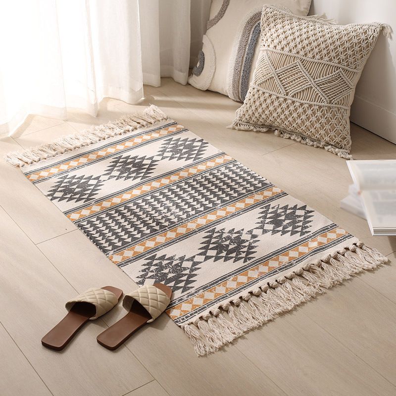 Vintage Tribal Pattern Rug Cotton Fringe Carpet Pet Friendly Area Rug for Living Room