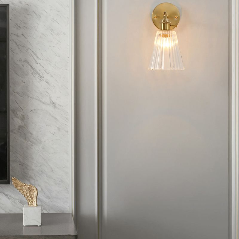 Modern Style Geometric Wall Sconce Lights Glass 1 Light Wall Mount Lighting in Gold