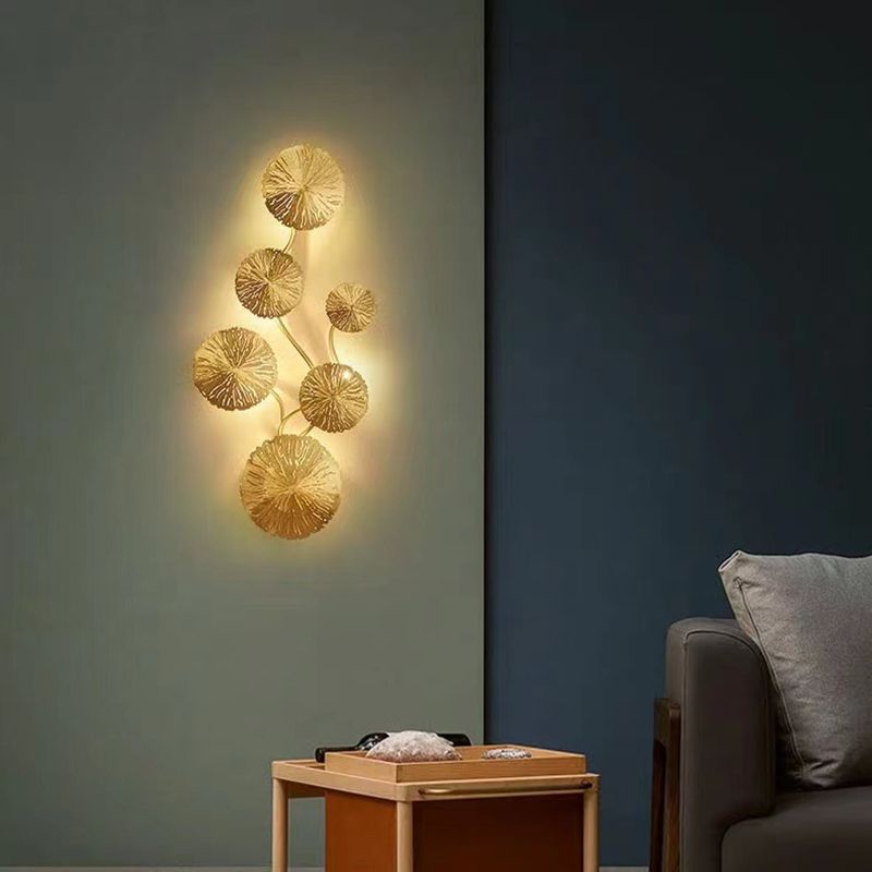 Metal Gold Wall Lamp in Modern Creative Style Stainless-Steel Lotus Shape Wall Sconce for Bedroom