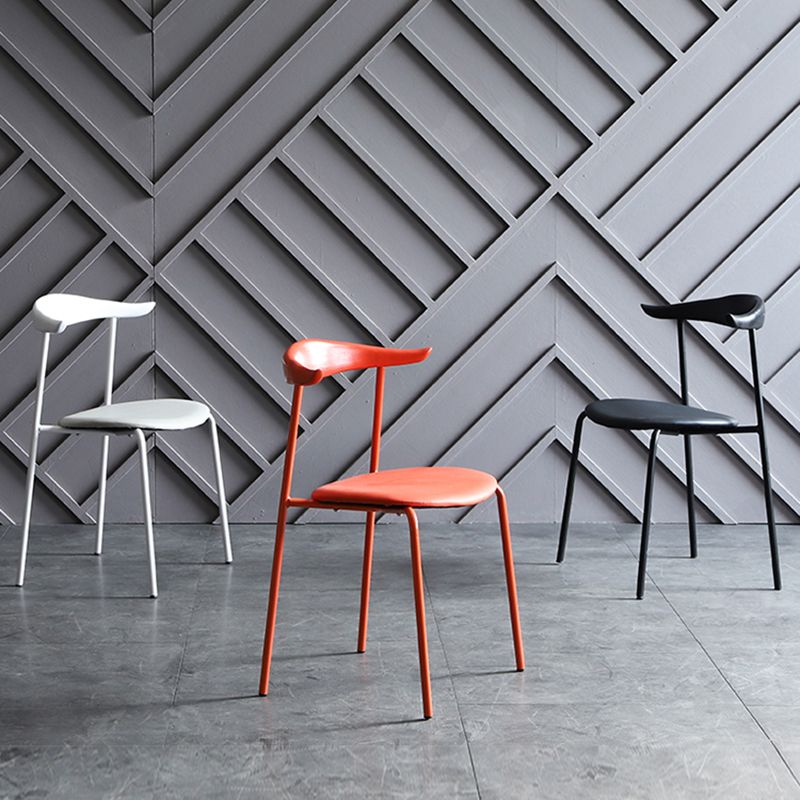 Sillas de comedor de estilo moderno, sillas laterales sin brazos con respaldo abierto y patas de metal para cocina