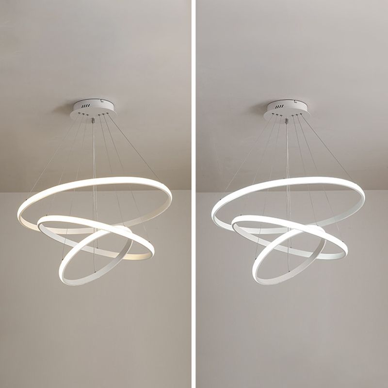 Luz de techo lineal de metal ligero LED moderno de moda con tono acrílico