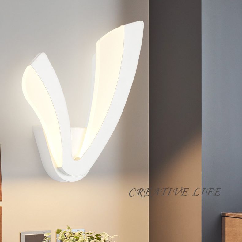 Simple V Shape Wall Lighting Ideas LED Acrylic Shade Wall Mount Light for Living Room Bedroom