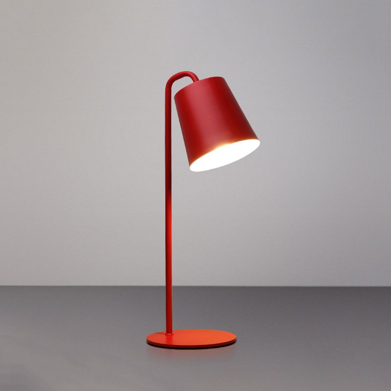 Modern kleurrijke bureaulamp huishouden metalen schaduw bureauverlichting voor zitkamer