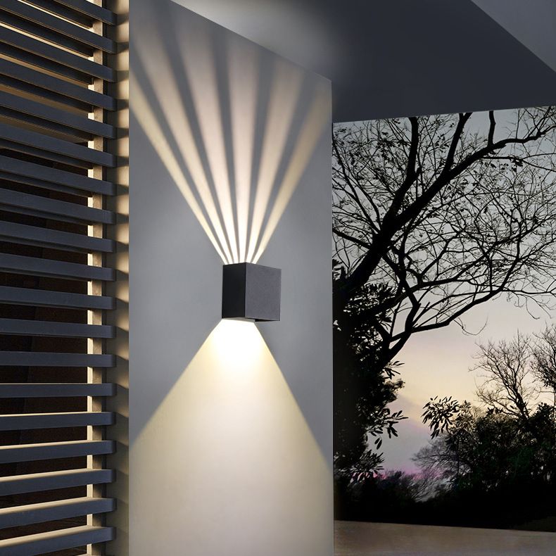 Iluminación de pared de sombra cuadrada lámpara de apliques de metal de estilo moderno 2 luces en negro con ángulo ajustable