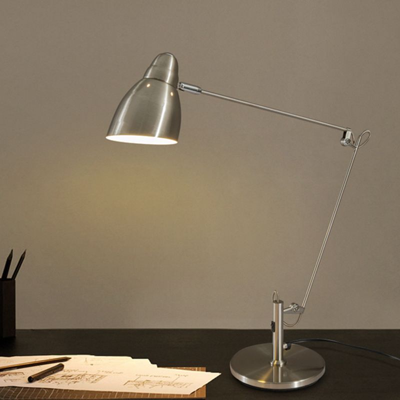Lampada da tavolo in stile Nordico postmoderno lampada da scrivania moderna per la camera da letto dello studio