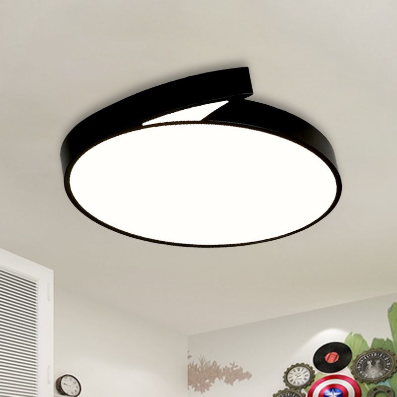 Black/White Round Flush-Mount Ceiling Fixture Modernist 18"/21.5" W LED Acrylic Flushmount with Fin Detail in White/Warm Light