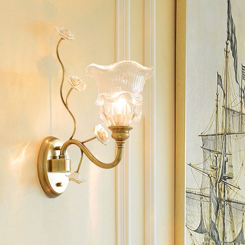 Clear Ruffle Glass Tiered Floral Disponce Estilo retro 1/2 Cabeza del accesorio de iluminación de pared de la sala de estar en blanco transparente/texturizado