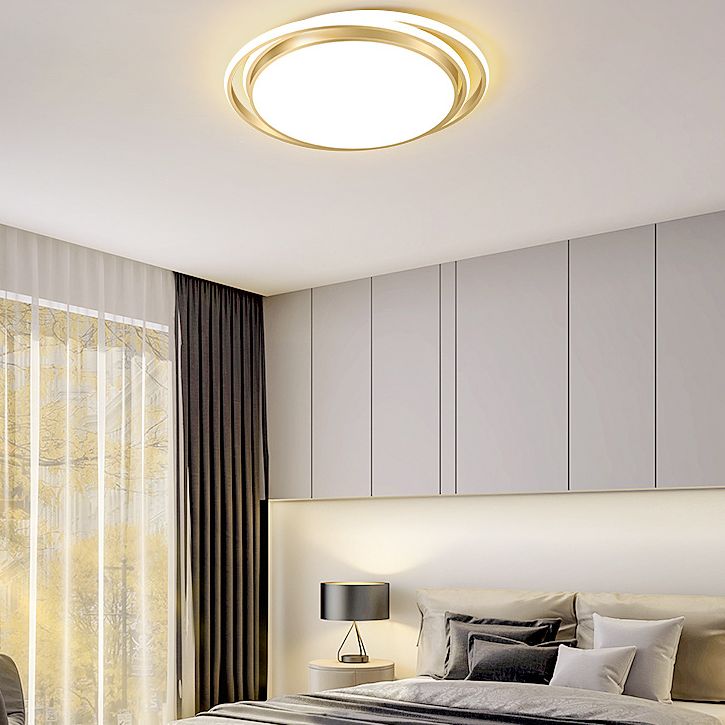 Luz LED circular dorada de montaje empotrado, montaje empotrado de techo de metal minimalista moderno para sala de estar
