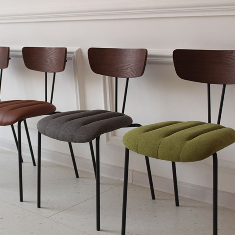 Chaise latérale de finition mate en métal de style industriel, chaise latérale à dossier ouvert pour salle à manger