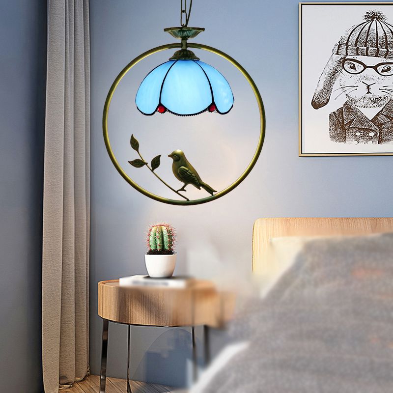 Single-Bulb Ceiling Light Vintage Scalloped Dome Stained Glass Hanging Pendant Light