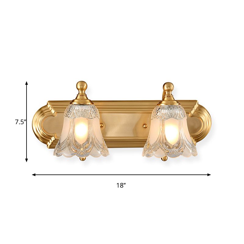Bella sfumatura Vanity Sconce Light Style Vintage Glass Clear Glass 2/3 Bulbi Accensione a parete Golden per bagno, 18 "/24" W