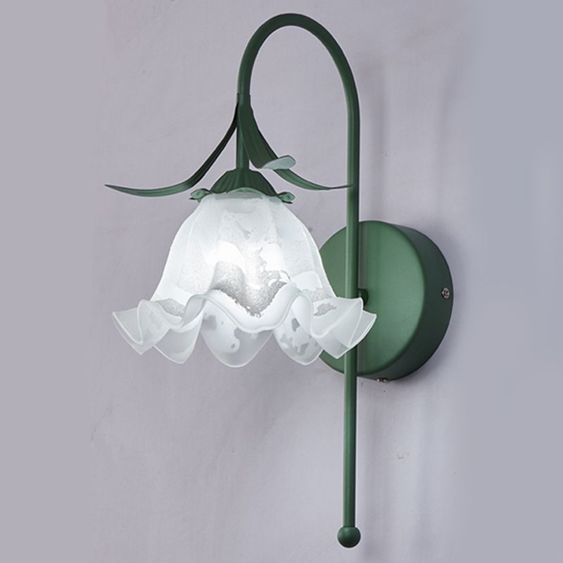 Modern Simple Wall Light Frosting Iron Flower Shape Wall Lamp for Bedroom