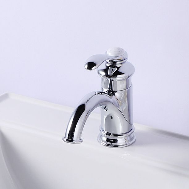 Traditional Wide Spread Bathroom Faucet 1 Lever Handles Lavatory Faucet