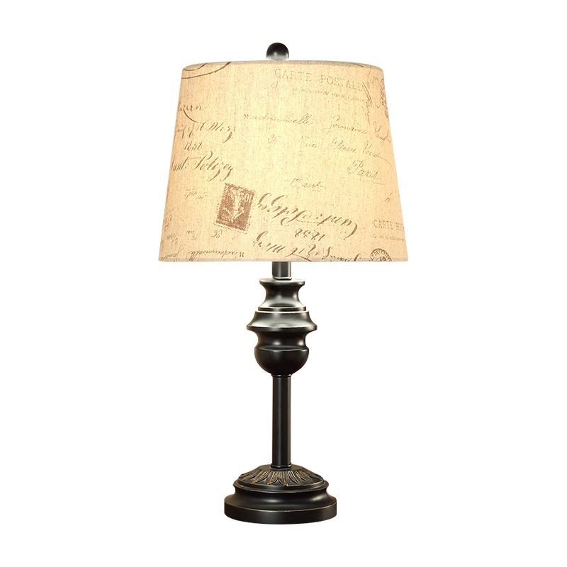 Illuminazione da tavolo in tessuto stampato con scritta a tamburo affusolata rustica a lampadina singola, colore nero