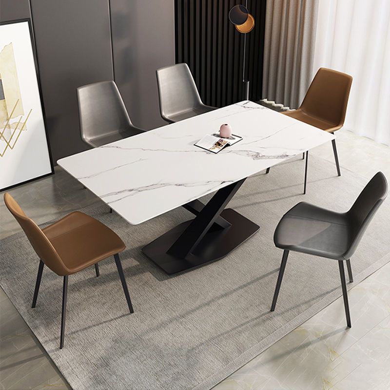 Mesa de comedor de estilo moderno Mesa de comedor de piedra sinterizada con marco negro para uso en el hogar