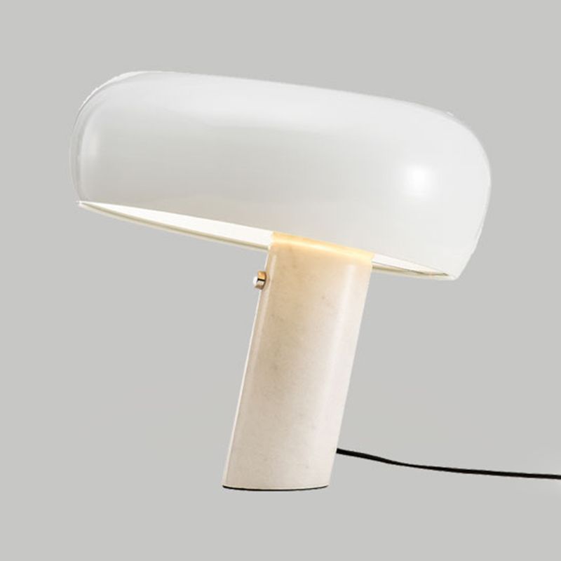 Lampada da tavolo Macaron colorata nordica Lampada da scrivania in stile moderno per camera da letto studio