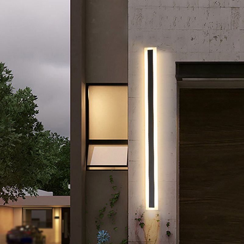 Simple Linear Wall Lamp Metal 1 Light Wall Light Fixture in Black