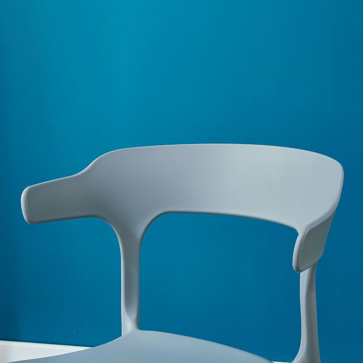 Modern Style Arm Chair Plastic Open Back Dining Accent Chair for Kitchen