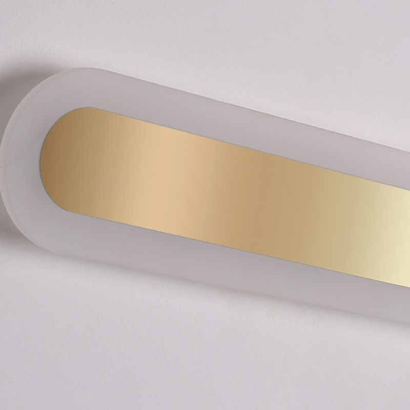 Linear Shape Metal Wall Light Modern Style 1-Light Wall Mounted Light Fixture in Gold