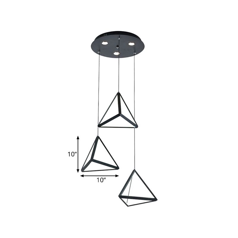 3 luces Costeo de clúster de comedor con sombra acrílica piramidal luz de techo colgante negro en luz cálida/blanca