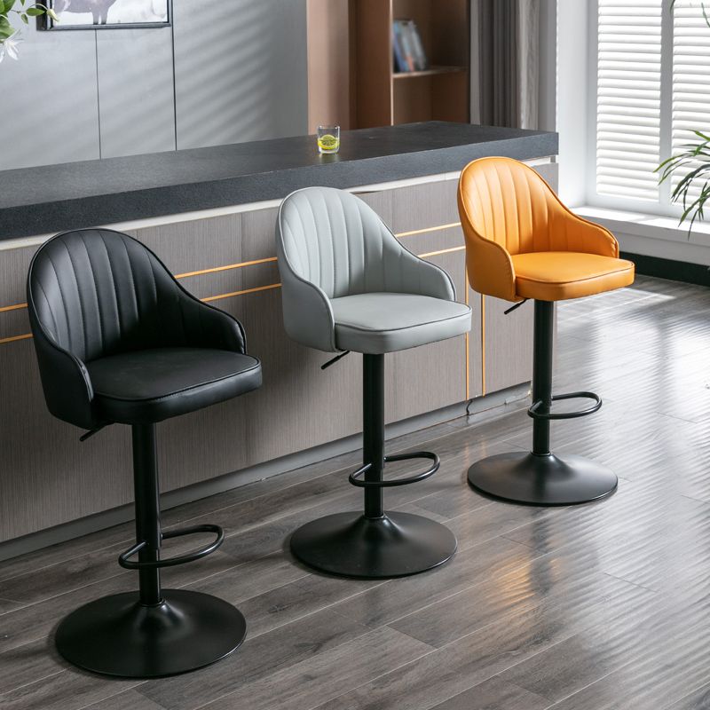 Taburete de bar ajustable giratorio de metal nórdico, taburete alto para interiores con tapizado